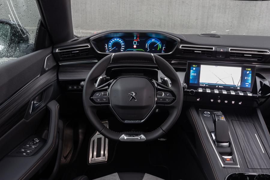 Торпедо Peugeot 508 GT HYBRID 2019 года  (WW) (фото 9 из 40)